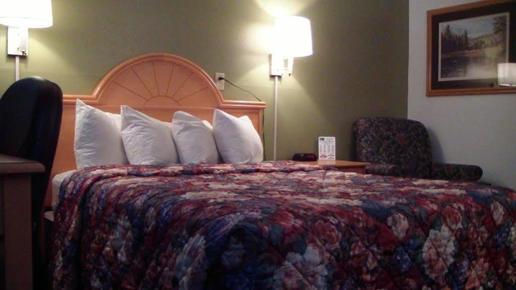 Budget Express Motel 2*